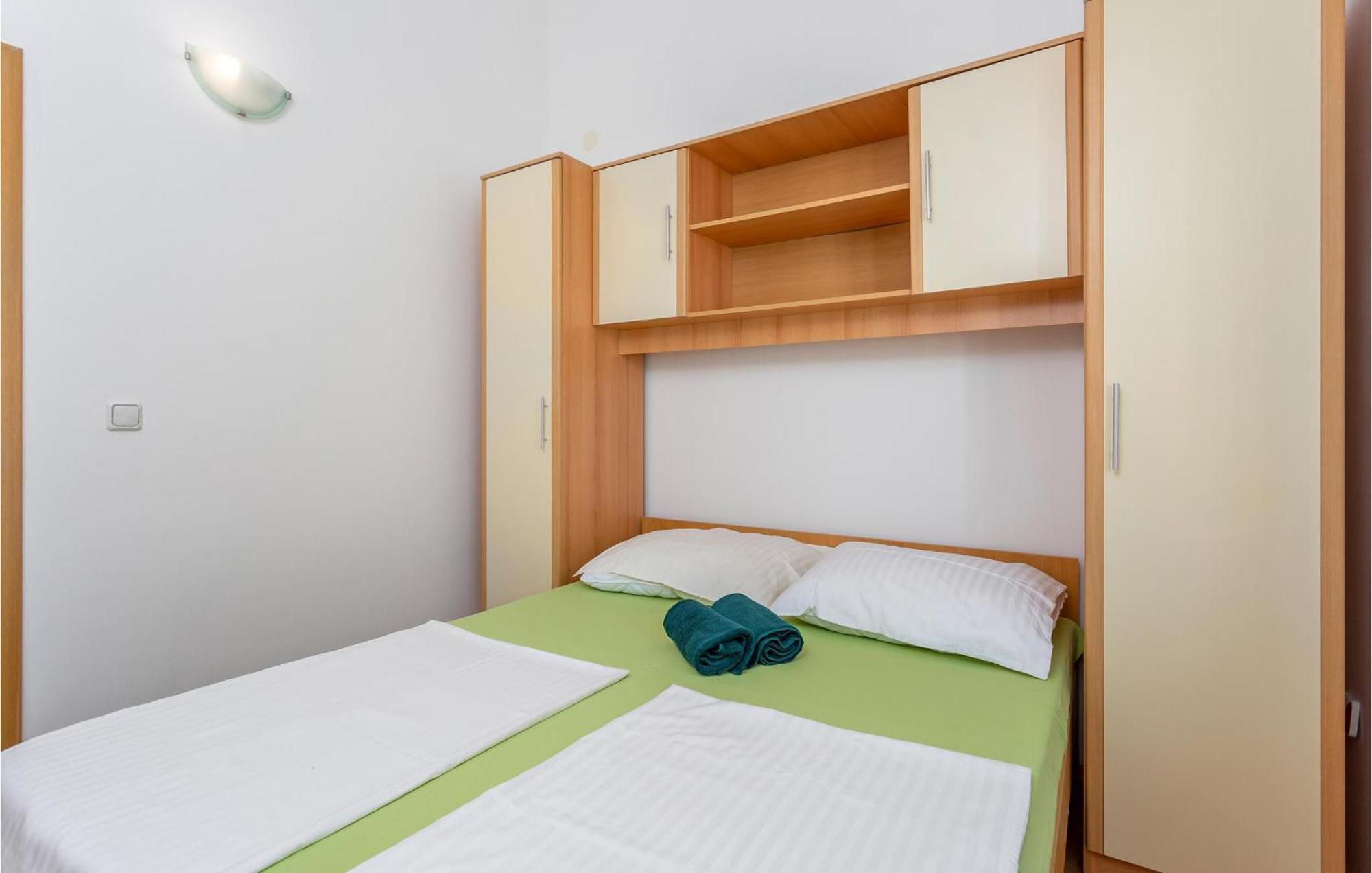 Beautiful Apartment In Krk With Kitchen Krk Town Exteriör bild