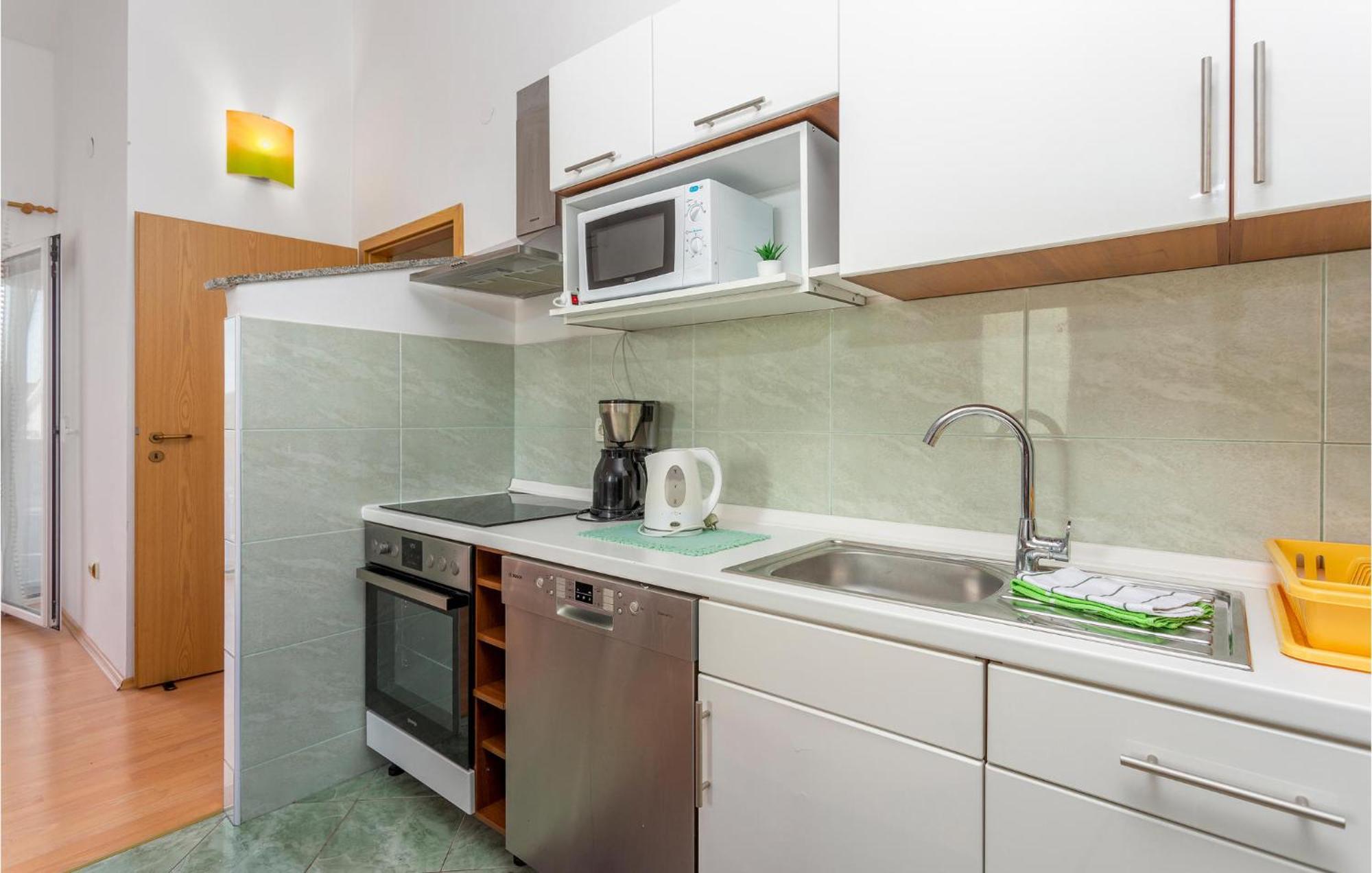Beautiful Apartment In Krk With Kitchen Krk Town Exteriör bild
